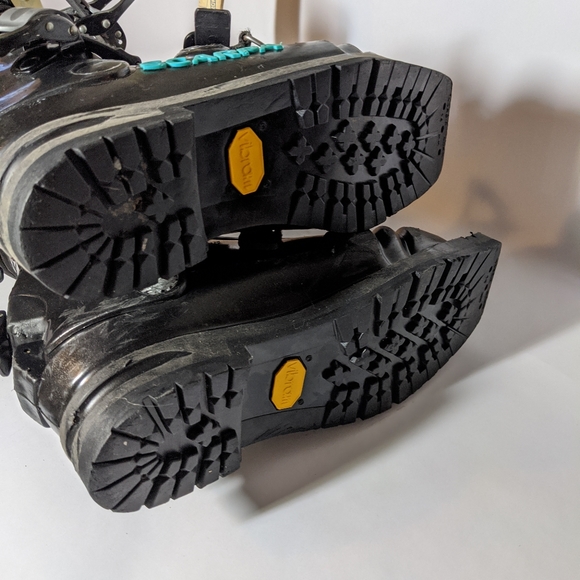 Scarpa 75mm 3 Pin Telemark Ski Boots 